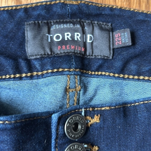 Torrid Jegging Skinny Stretch High Rise Dark Wash Jeans  Size 22S - Picture 4 of 12